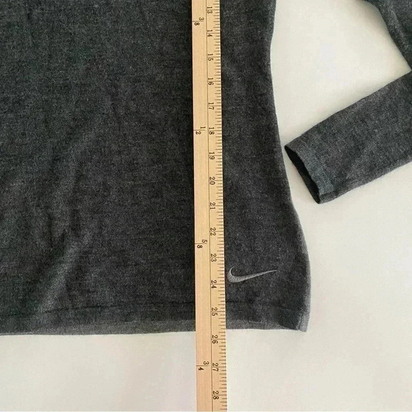 Nike Golf Merino Wool V Neck Sweater Size XS - Picture 3 of 7